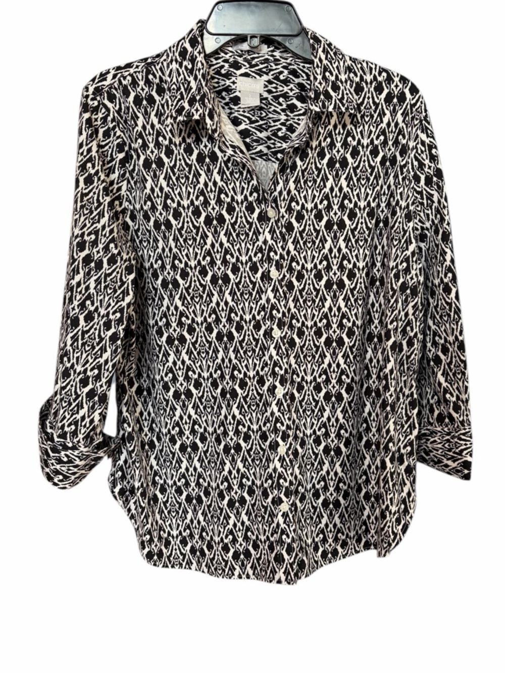 Chico's Black & White Geometric Button-Up Blouse